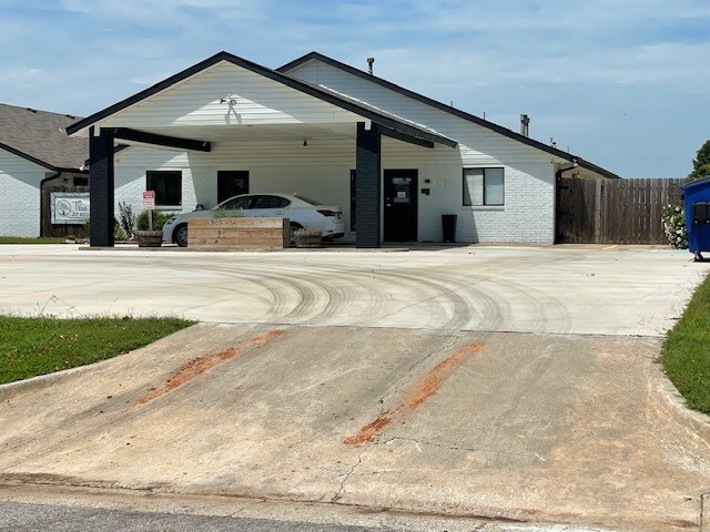 More Photos Of 11801 Southwood Dr, Oklahoma City Daycare Center For Sale