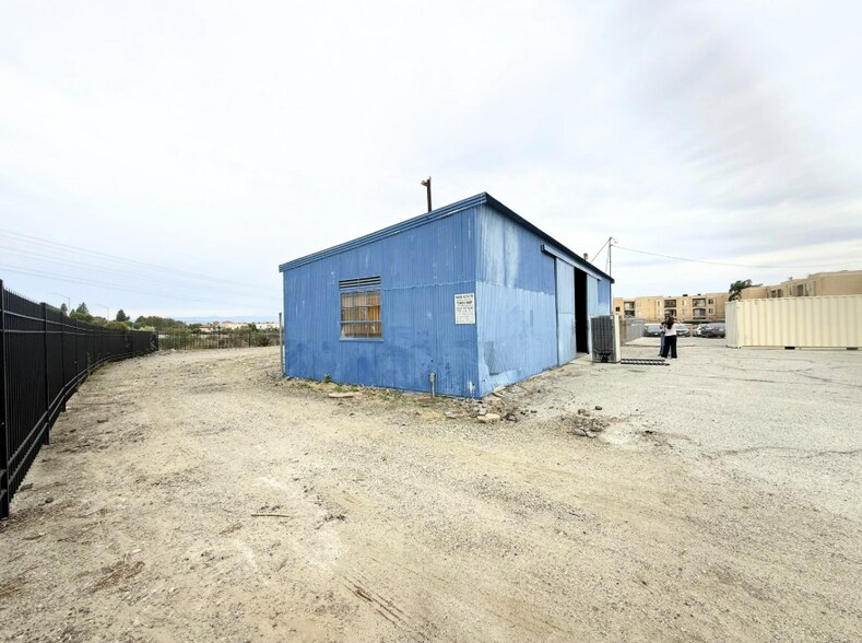 More Photos Of 26007-26011 Bouquet Canyon Rd, Santa Clarita Auto Dealership For Lease