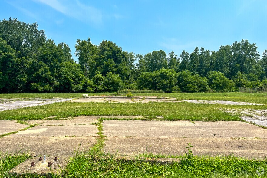 More Photos Of 135 E High St, Edison Land For Sale