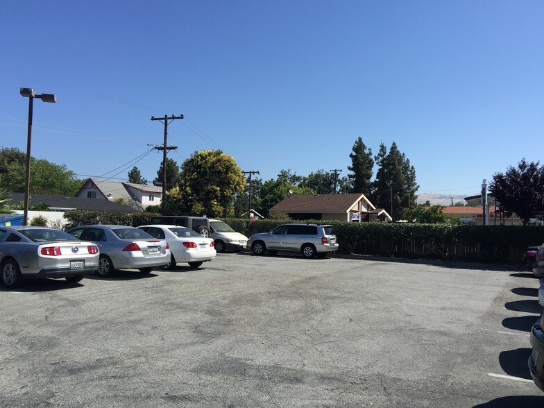 More Photos Of 1625 Tully Rd, San Jose Medical For Lease
