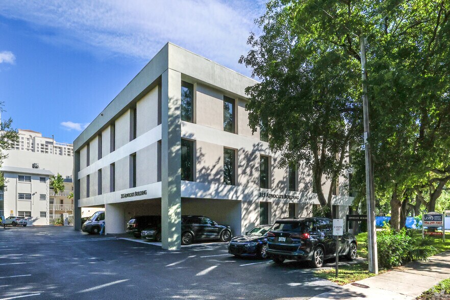 Primary Photo Of 315 SE 7th St, Fort Lauderdale Office For Lease