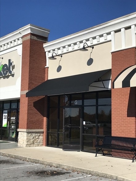 More Photos Of 2962 S Rutherford Blvd, Murfreesboro General Retail For Lease