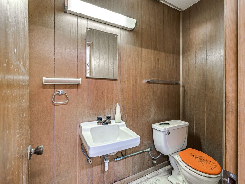 More Photos Of 601 Cimarron Rd, Tuttle Specialty For Sale