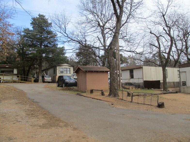 More Photos Of 1401 N Choctaw Rd, Choctaw Manufactured Housing Mobile Home Park For Sale