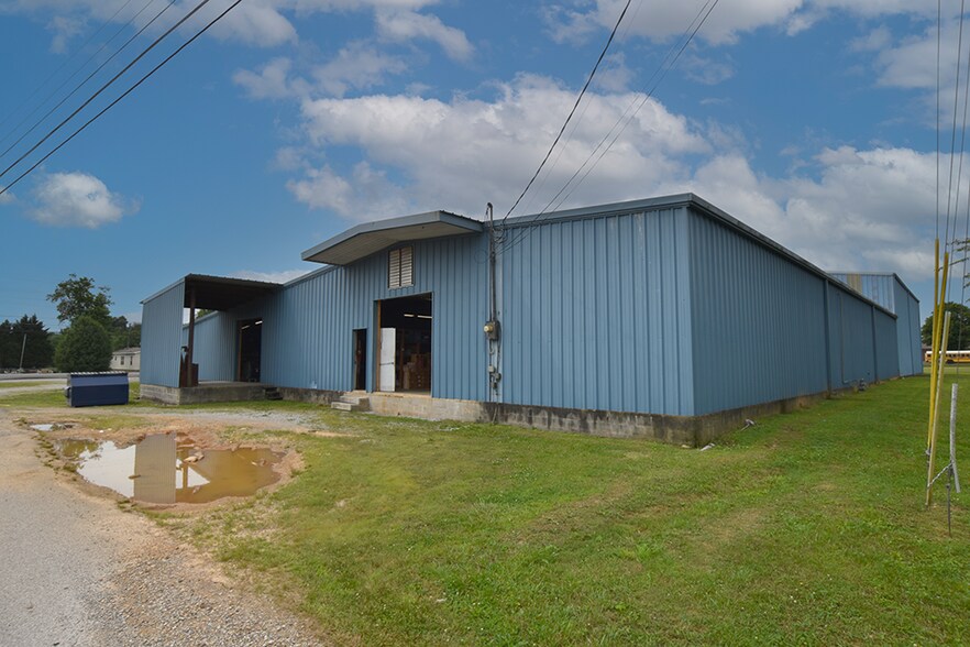 More Photos Of 8769 Dayton Pike, Soddy Daisy Warehouse For Sale