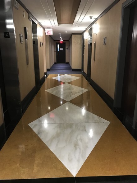 More Photos Of 1110 Brickell Ave, Miami Office For Lease