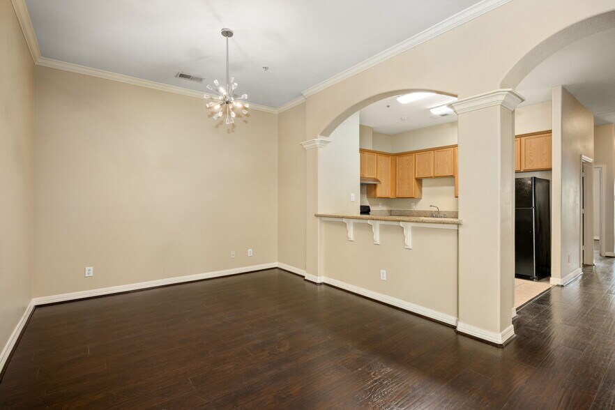 More Photos Of 12989 Bellaire Blvd, Houston Storefront For Sale