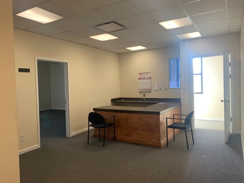 More Photos Of 1708 Boone Ave, Bronx Warehouse For Lease