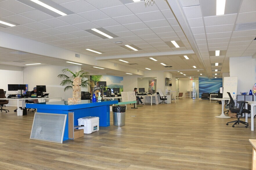 More Photos Of 2815 Camino del Rio S, San Diego Office For Sale