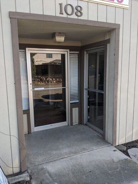 More Photos Of 108-124 Medburn St, Concord Warehouse For Lease