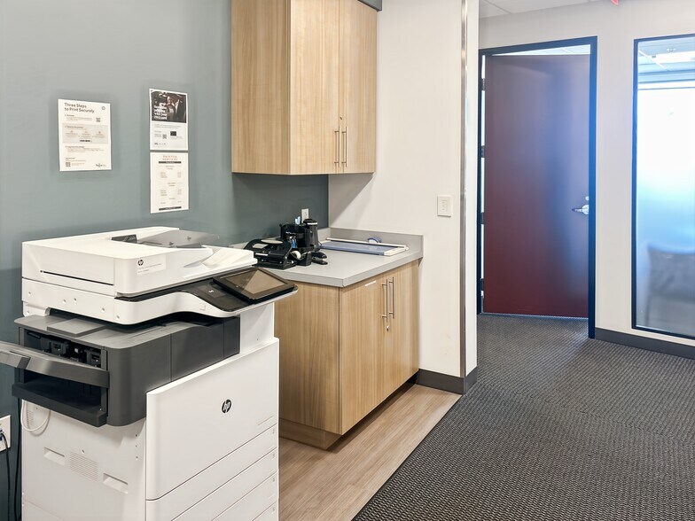 More Photos Of 440 Stevens Ave, Solana Beach Coworking Space