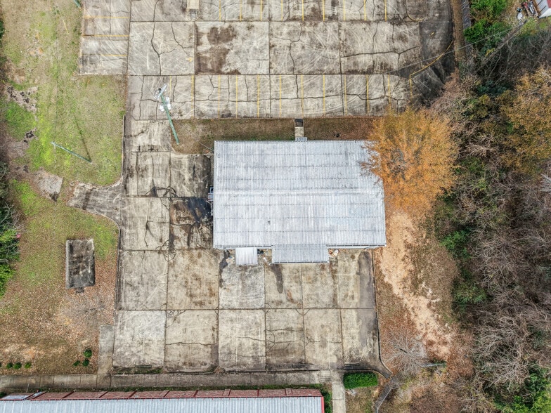 More Photos Of 3321 University Blvd E, Tuscaloosa Warehouse For Sale