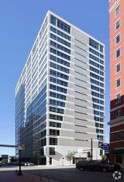 More Photos Of 300 Throckmorton St, Fort Worth Office For Sale