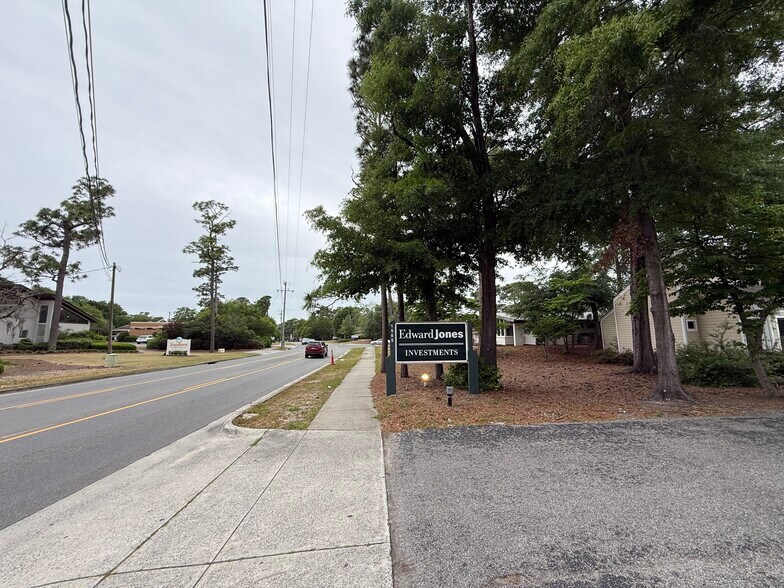 More Photos Of 1505 Medical Center Dr, Wilmington Medical For Sale