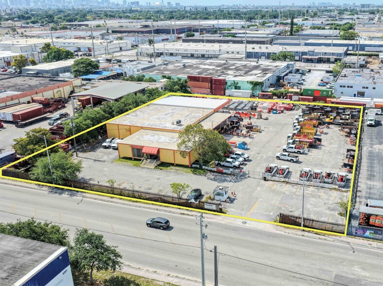 More Photos Of 3570 NW 62nd St, Miami Warehouse For Lease
