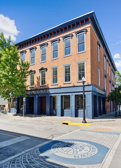 More Photos Of 227 Pearl St, New Albany Office For Lease