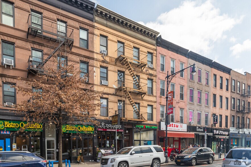 More Photos Of 195 5th Ave, Brooklyn Storefront Retail Residential For Lease