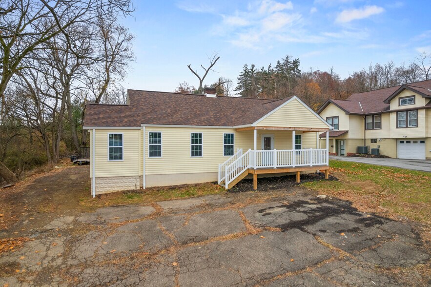 More Photos Of 2879 Wildwood Road Ext, Allison Park Office For Lease