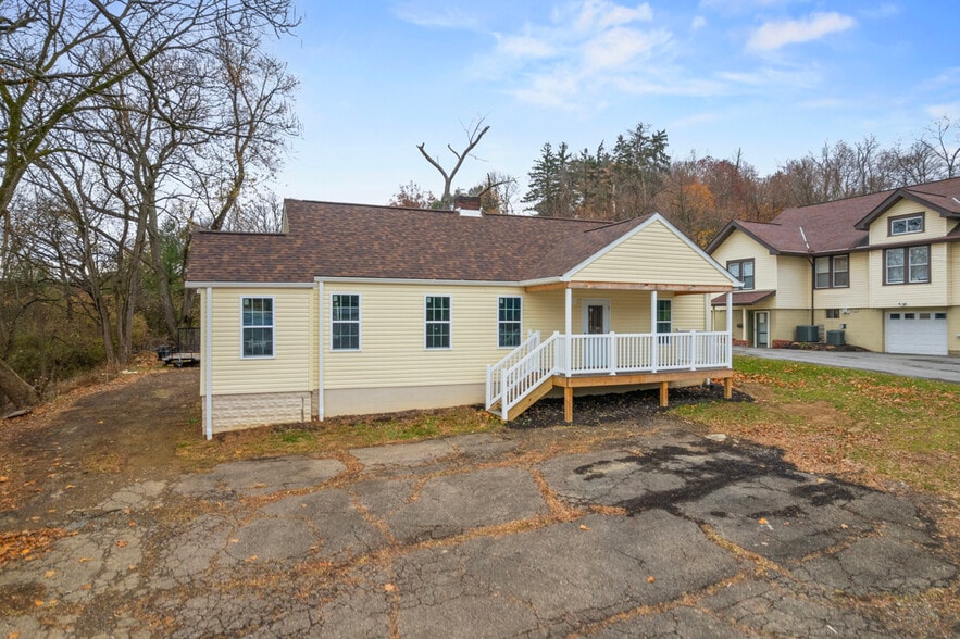 More Photos Of 2879 Wildwood Road Ext, Allison Park Office For Lease
