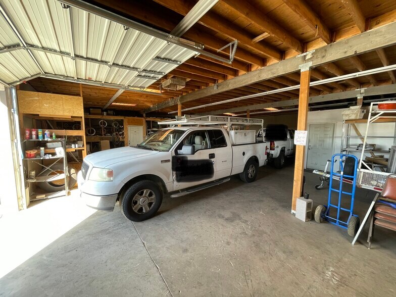 More Photos Of 950 E Baseline Ave, Apache Junction Warehouse For Lease