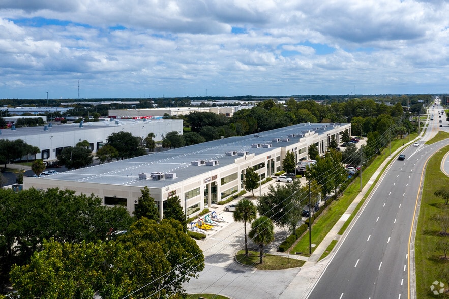 More Photos Of 4333 Silver Star Rd, Orlando Warehouse For Sale