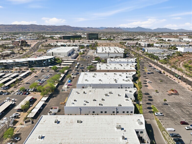More Photos Of 3401 E Harbour Dr, Phoenix Light Manufacturing For Lease