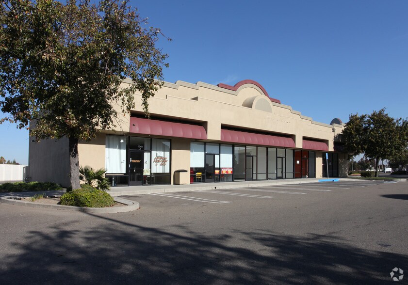 More Photos Of 1061-1209 E March Ln, Stockton Unknown For Lease
