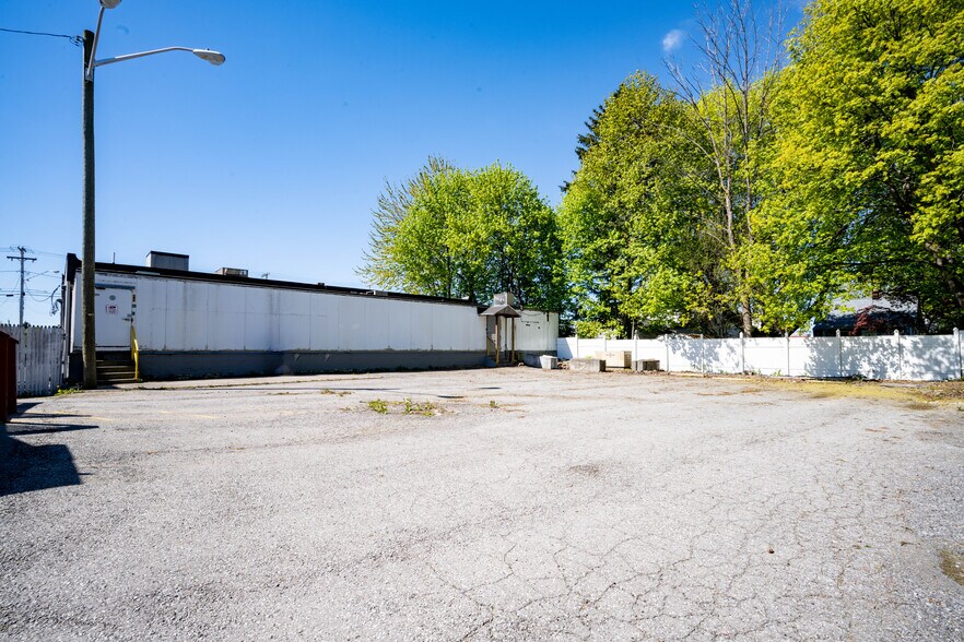 More Photos Of 2280 Lyell Ave, Rochester Freestanding For Sale