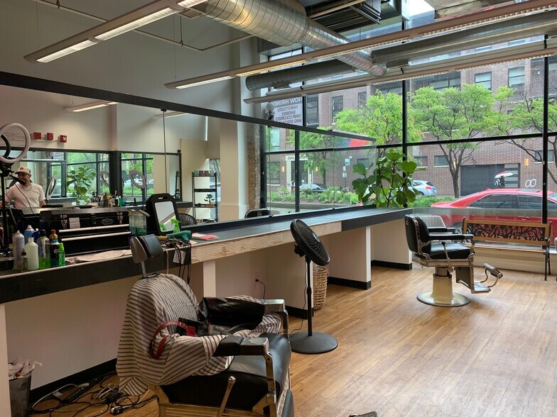 More Photos Of 100 S Ashland Ave, Chicago Apartments For Lease