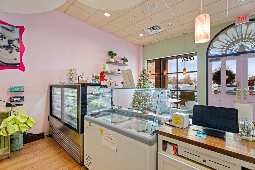 More Photos Of 203-205 S Stratford Rd, Winston-Salem Freestanding For Lease