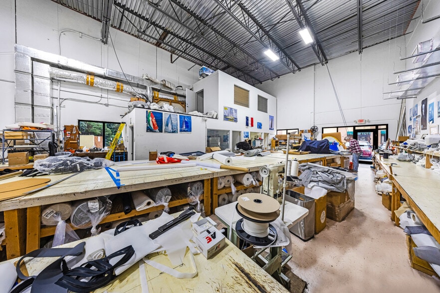 More Photos Of 3700-3718 SW 30th Ave, Fort Lauderdale Warehouse For Sale