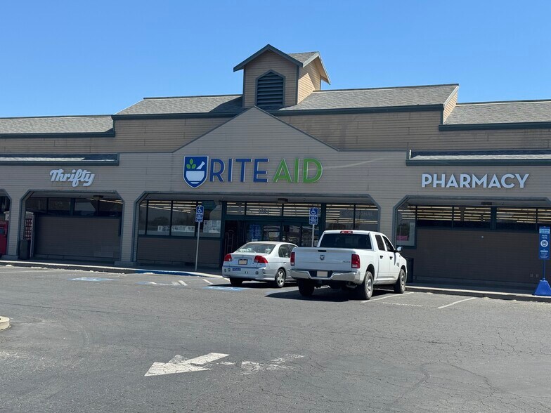 More Photos Of 1021 Bridge St, Colusa Storefront For Lease