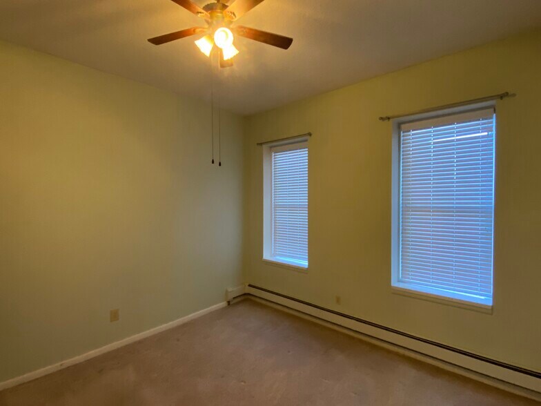 More Photos Of 31 Congress St, Cohoes Apartments For Sale