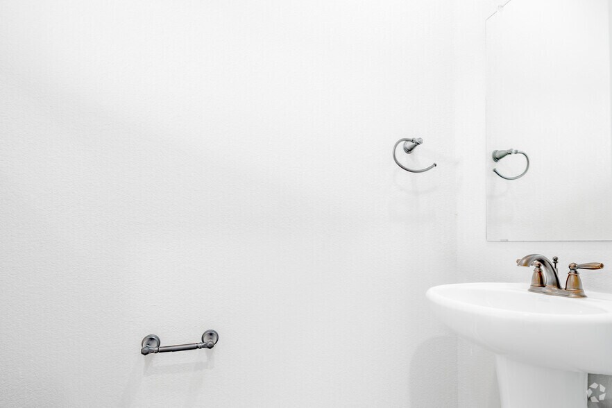 More Photos Of 11327 Clearmine St, San Antonio Apartments For Sale