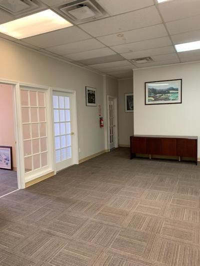 More Photos Of 498 Inman Ave, Colonia Office For Lease