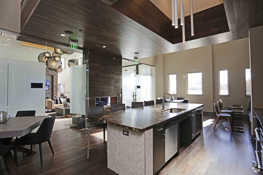 More Photos Of 5200 N O'Connor Blvd, Irving Unknown For Lease