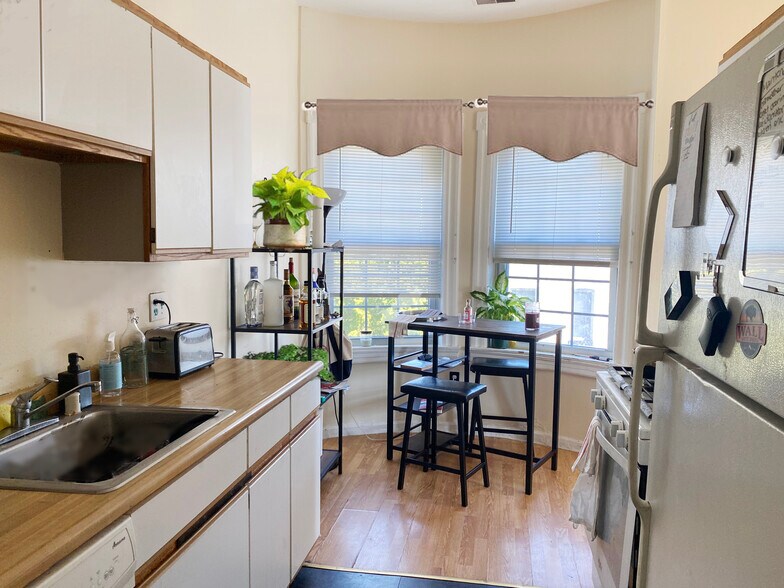 More Photos Of 38-40 E 25th St, Baltimore Apartments For Sale