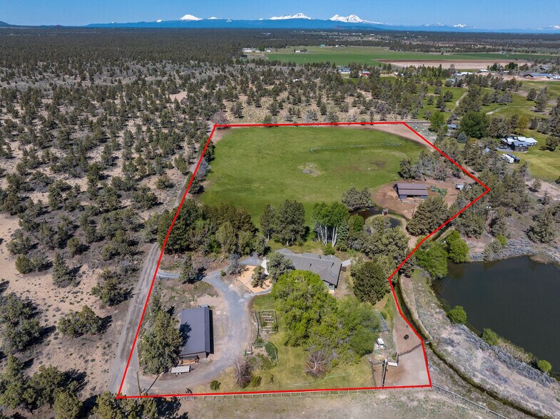 More Photos Of 61212 Obernolte Rd, Bend Specialty For Sale