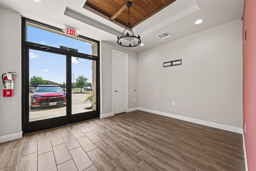 More Photos Of 2743 Imperia Dr, Sugar Land Medical For Sale