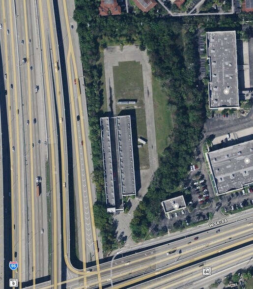 More Photos Of 2021 W State Road 84, Fort Lauderdale Unknown For Lease