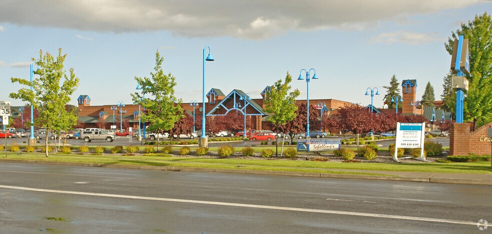 More Photos Of 2910-3010 E 57th Ave, Spokane Unknown For Lease