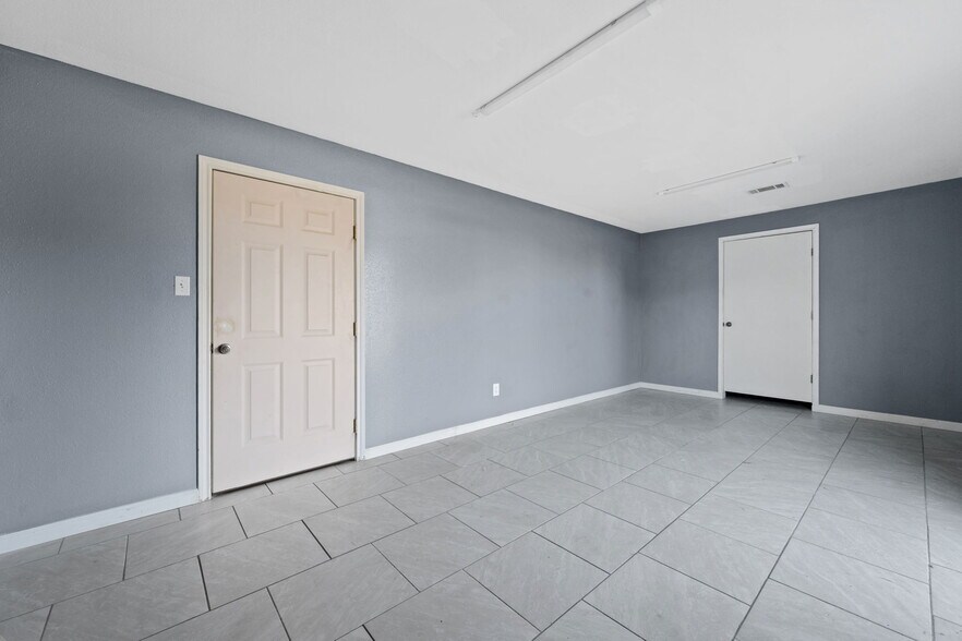More Photos Of 114 Main St, Hull Multifamily For Sale