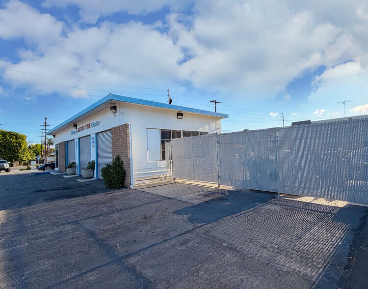More Photos Of 1780 Clark Ave, Long Beach Auto Repair For Sale