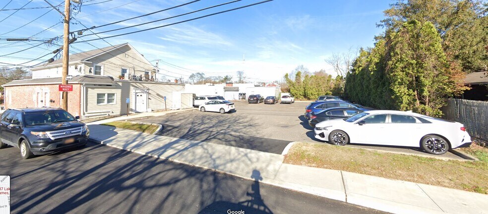 More Photos Of 487 Lake Ave, Saint James General Retail For Sale