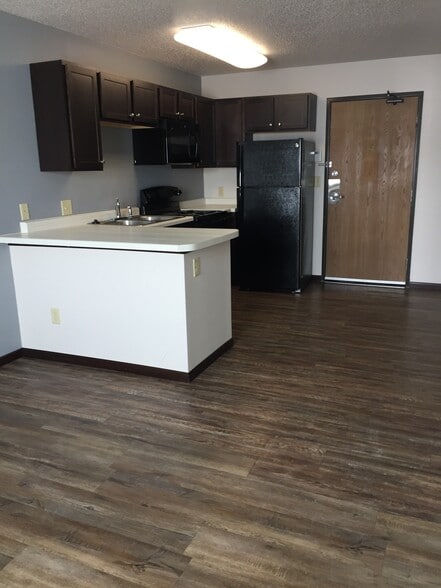 More Photos Of 3502 Interstate Blvd, Fargo Apartments For Sale