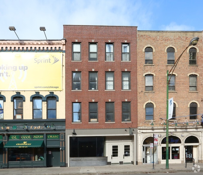 More Photos Of 534 N Clark St, Chicago Storefront Retail Residential For Lease