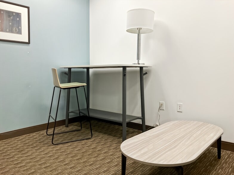 More Photos Of 100 Bull St, Savannah Coworking Space