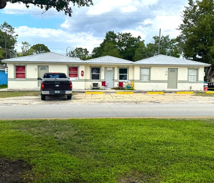 Primary Photo Of 520 S Main Ave, Lake Placid Apartments For Sale