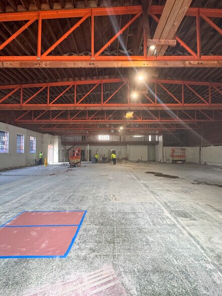 More Photos Of 9447-9453 Culver Blvd, Culver City Bank For Lease