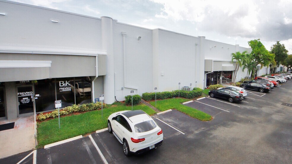 Primary Photo Of 5553 Anglers Ave, Fort Lauderdale Unknown For Lease